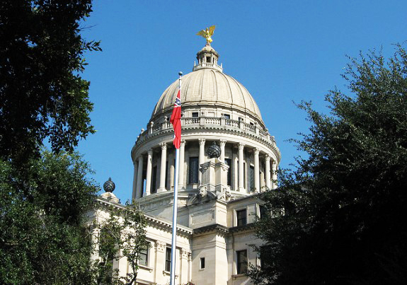 Mississippi Lawmaker Kills State’s Extreme Immigration Bill, Although Immigration Provisions May Loom