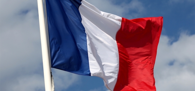 The Pathway to Citizenship and Immigrant Integration: What Can We Learn from France and the United States?