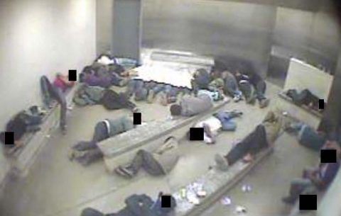Judge Orders Border Patrol to Provide Short Term Detainees with Basic Necessities