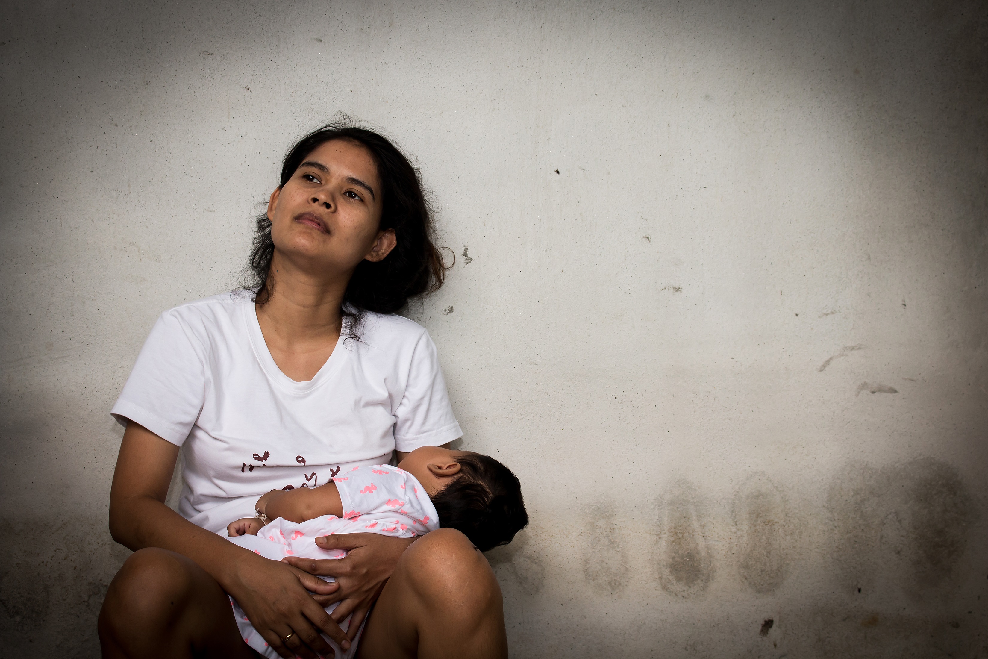 Government’s Detention of Pregnant Women Questioned by Immigration Groups