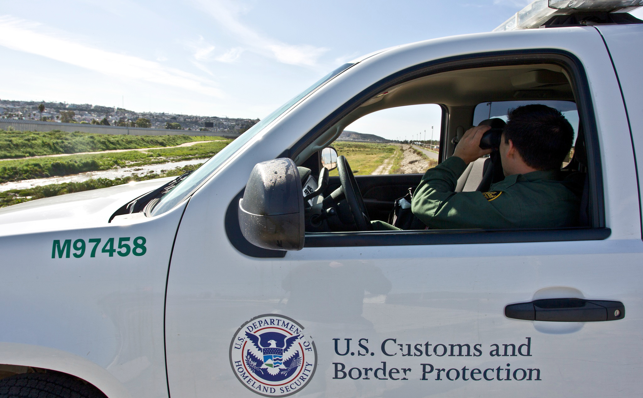 Trump’s Zero-Tolerance Immigration Policy Treats Parents like Criminals
